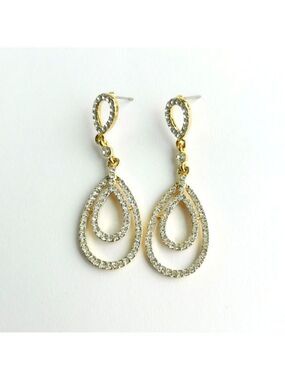 Crystal Teardrop earrings in gold tone 🆕